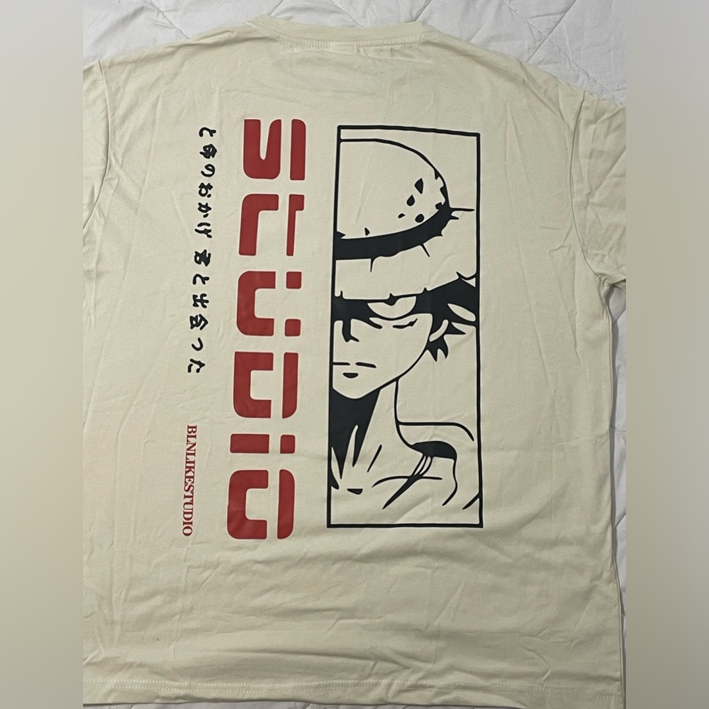 One piece men’s tee